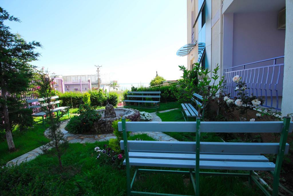 Hotel Keisa Dhermi Exterior photo